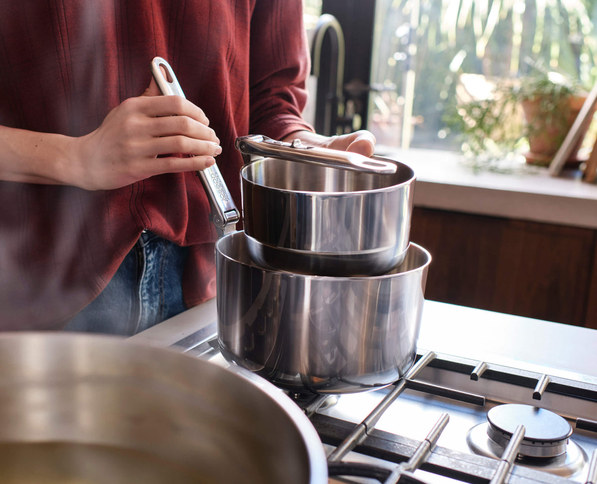 Space Steel Folding Handle 3-Piece Saucepan Set