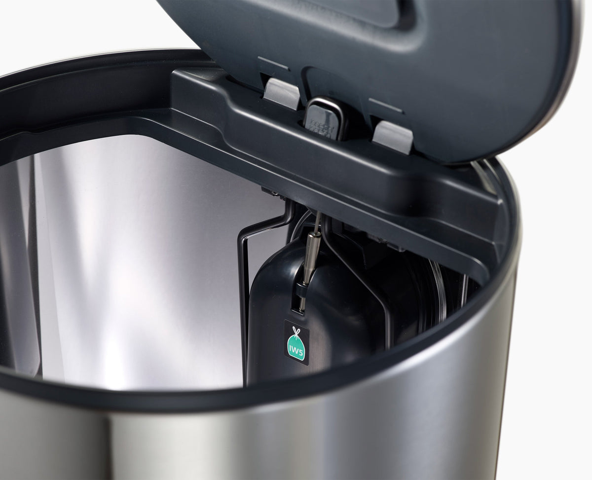 Arc™ 30L Easy-push Stainless-steel Pedal Bin Starter Set