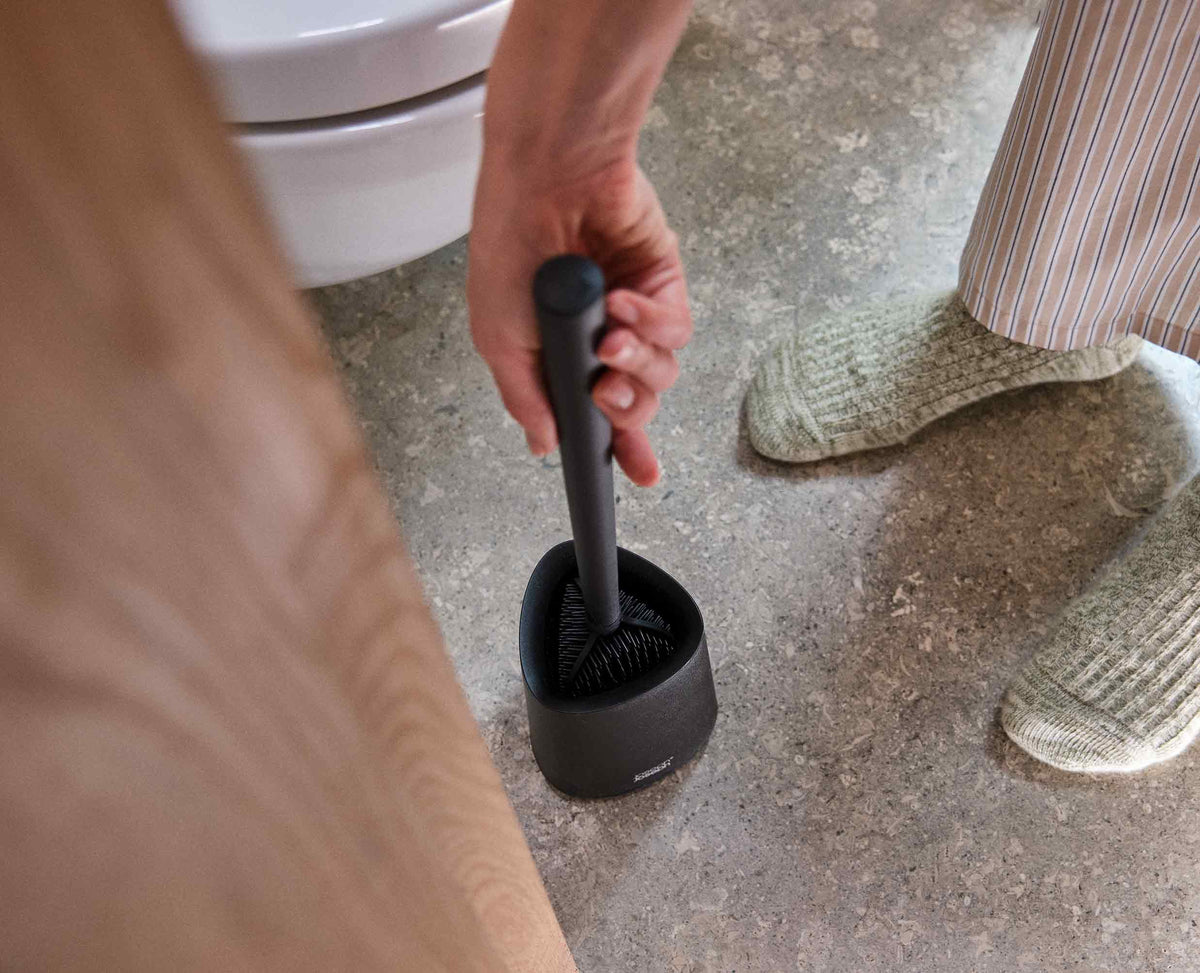 Flex™ 360 Lite Matt Black Toilet Brush