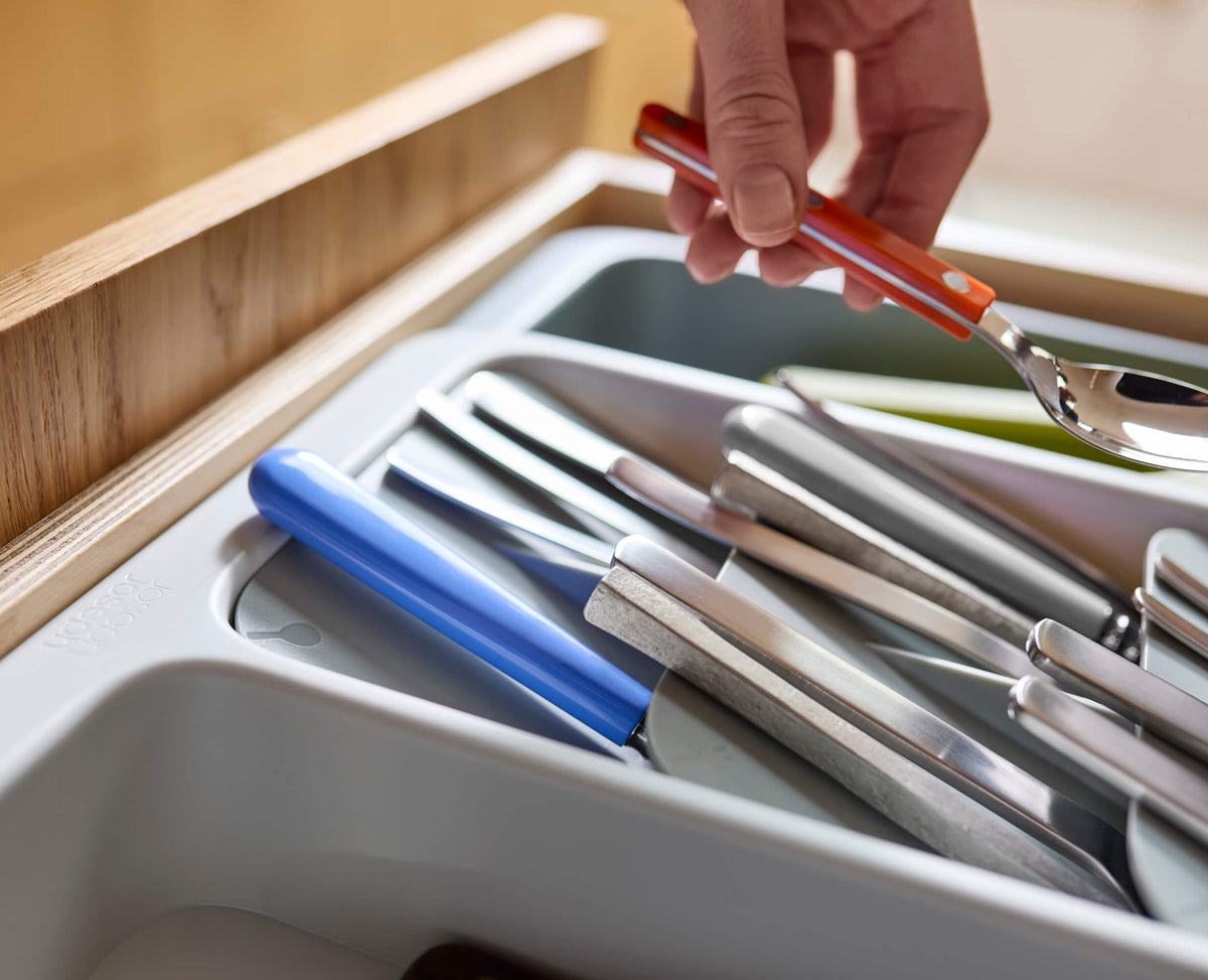 DrawerStore™ Expanding Tiered Cutlery, Utensil &amp; Gadget Organiser